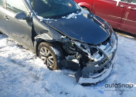 2010 Volkswagen Jetta Limited Edition из США, поврежденный, VIN 3VWRZ7AJ2AM127891